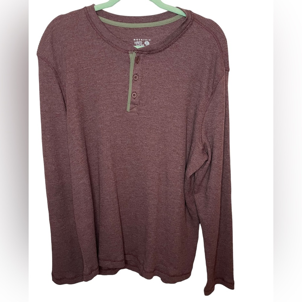 Men's Mountain Hardware 3 Button Thermal Shirt Size XL Extra Large